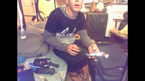 cumslutboi27 online show from October 29, 2025, 7:32 am