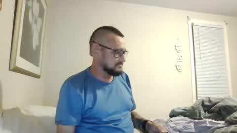 Bash online show from November 8, 2025, 4:45 am