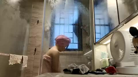 Snapshot of cupcake_tits chatting on July 26, 2026, 2:53 am Lizly online show from July 26, 2026, 2:53 am