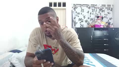 Snapshot of cuplex_hotlatina94 chatting on February 14, 2025, 11:10 am dominic and julieta... independent models online show from February 14, 2025, 11:10 am