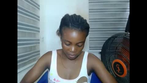 cupxcakex online show from April 19, 2026, 10:01 pm