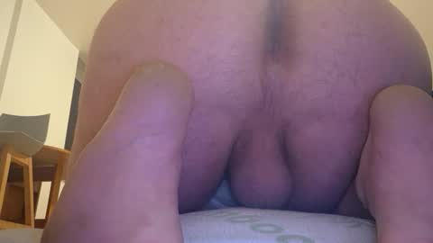 Snapshot of curiousbi038 chatting on April 15, 2026, 3:02 am curiousbi038 online show from April 15, 2026, 3:02 am