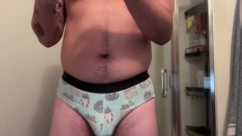 Snapshot of curiousbwcc chatting on December 17, 2025, 11:33 pm curiousbwcc online show from December 17, 2025, 11:33 pm