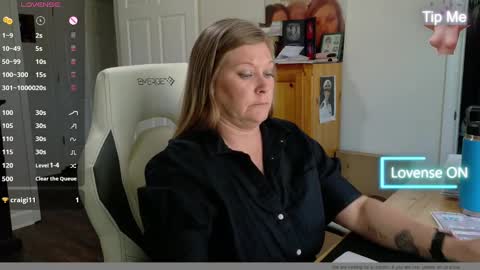 curious couple online show from March 12, 2025, 5:38 pm