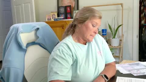 curious couple online show from May 13, 2026, 5:32 pm