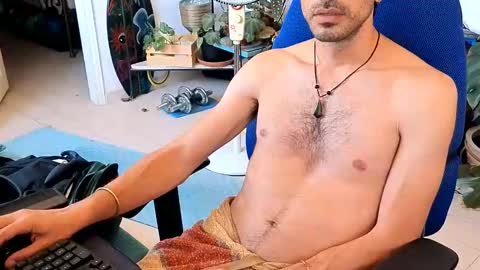Snapshot of curiousgenie chatting on May 8, 2026, 12:21 pm curiousgenie online show from May 8, 2026, 12:21 pm