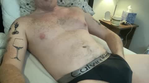 Snapshot of curiousmax18 chatting on January 29, 2025, 3:58 pm Maxx online show from January 29, 2025, 3:58 pm