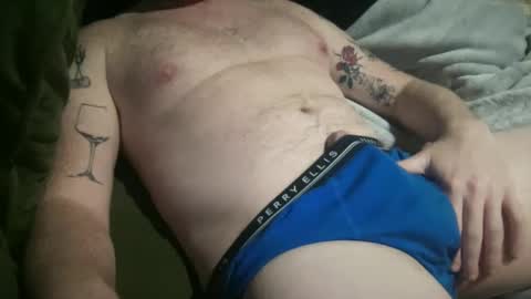 Snapshot of curiousmax18 chatting on April 27, 2026, 5:05 am Maxx online show from April 27, 2026, 5:05 am