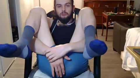 Snapshot of curiouss25 chatting on September 30, 2025, 3:06 pm curiouss25 online show from September 30, 2025, 3:06 pm