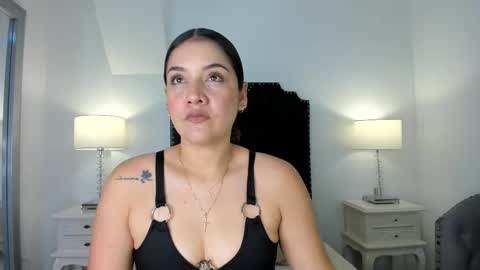 curly luna  online show from March 13, 2026, 7:20 pm