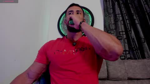 Snapshot of curt_xxx chatting on June 1, 2026, 2:35 am CURT X online show from June 1, 2026, 2:35 am