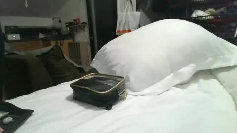 Snapshot of curtanbe chatting on February 10, 2025, 7:58 am newass online show from February 10, 2025, 7:58 am