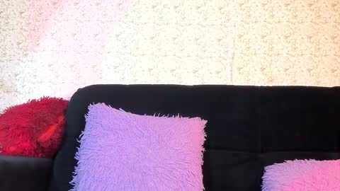 curvy_and_petite11_aws online show from October 19, 2025, 9:37 pm