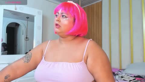 Snapshot of curvy_beauty_ chatting on October 25, 2025, 11:07 am Hanna online show from October 25, 2025, 11:07 am