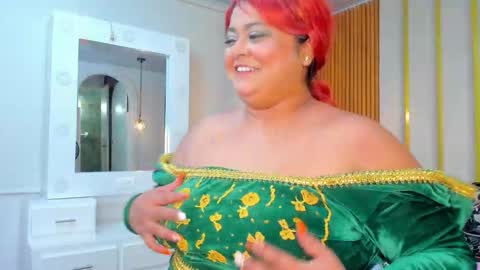 Snapshot of curvy_beauty_ chatting on October 28, 2025, 11:47 am Hanna online show from October 28, 2025, 11:47 am