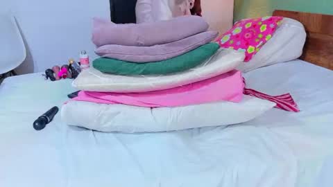 Danna online show from June 11, 2026, 12:32 am