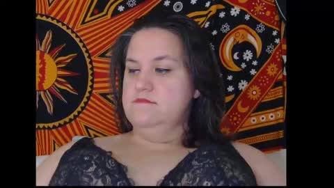 Snapshot of curvyflora chatting on October 1, 2025, 9:21 pm CurvyFlora online show from October 1, 2025, 9:21 pm