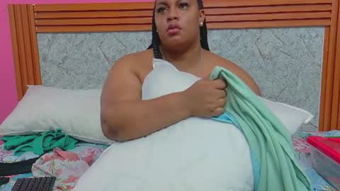 curvyhomebebe online show from June 11, 2026, 3:04 am