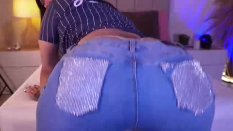 Samantha online show from December 2, 2025, 8:59 pm