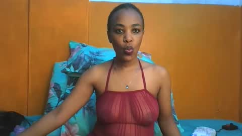 Snapshot of curvylyin chatting on November 1, 2025, 1:35 pm curvylyin online show from November 1, 2025, 1:35 pm