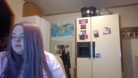 Snapshot of curvyplayday chatting on February 13, 2025, 8:59 am dahlia -kim online show from February 13, 2025, 8:59 am