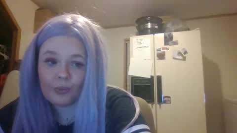 dahlia -kim online show from March 7, 2026, 4:31 am