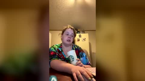 dahlia -kim online show from July 15, 2026, 3:34 am