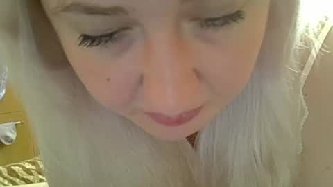 Snapshot of curvywild_lady30 chatting on June 30, 2026, 11:11 am Curvy online show from June 30, 2026, 11:11 am