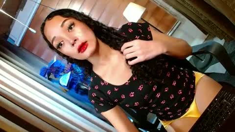 Snapshot of curybb_hanna19 chatting on July 7, 2026, 11:03 am BBY CURLYHANNA online show from July 7, 2026, 11:03 am