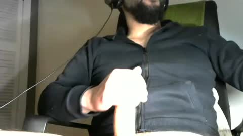 Snapshot of cuspidking chatting on December 8, 2024, 2:41 pm Leo online show from December 8, 2024, 2:41 pm