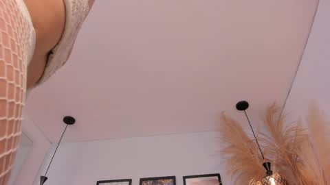 Snapshot of cute__cherry_ chatting on May 30, 2026, 7:33 pm Amber online show from May 30, 2026, 7:33 pm