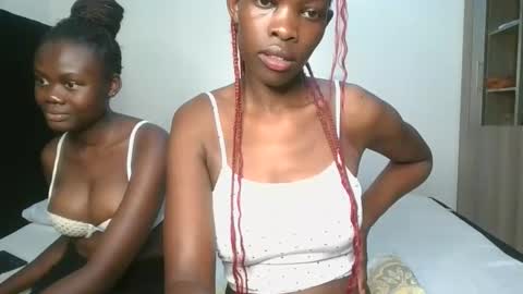 Snapshot of cute_angel11 chatting on October 3, 2025, 2:30 am angel online show from October 3, 2025, 2:30 am