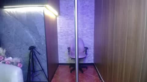 cute_angel_1 online show from June 14, 2026, 3:30 am