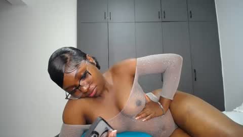Snapshot of cute_ass18 chatting on June 12, 2026, 3:11 pm Liya online show from June 12, 2026, 3:11 pm