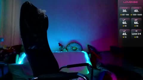 Snapshot of cute_betty chatting on May 16, 2026, 1:43 pm Betty online show from May 16, 2026, 1:43 pm