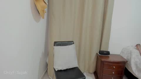 Snapshot of cute_brunett chatting on June 14, 2026, 6:26 am Sara online show from June 14, 2026, 6:26 am