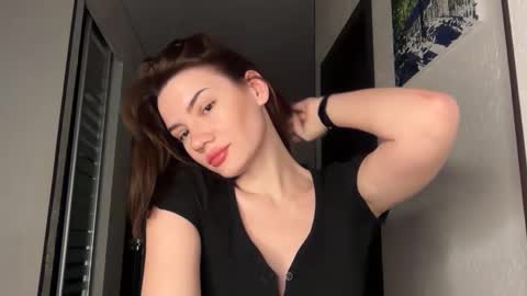 Snapshot of cute_bubbles chatting on December 23, 2025, 2:09 am cute_bubbles online show from December 23, 2025, 2:09 am