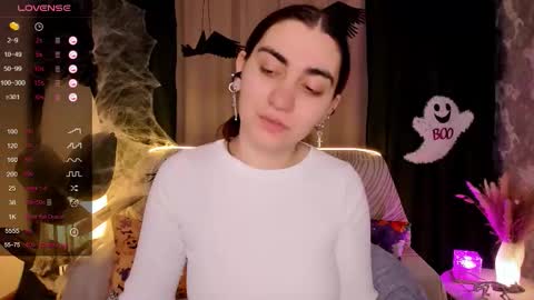 Snapshot of cute_chus chatting on October 22, 2025, 2:23 am Hanna online show from October 22, 2025, 2:23 am