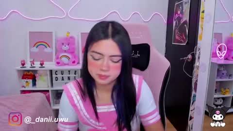 Dani  online show from February 7, 2025, 11:23 am