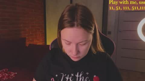 Snapshot of cute_darina chatting on December 22, 2024, 5:23 am Everyday stream in the same time online show from December 22, 2024, 5:23 am