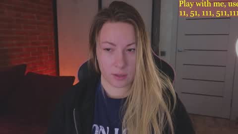 Snapshot of cute_darina chatting on December 25, 2024, 7:35 am Everyday stream in the same time online show from December 25, 2024, 7:35 am