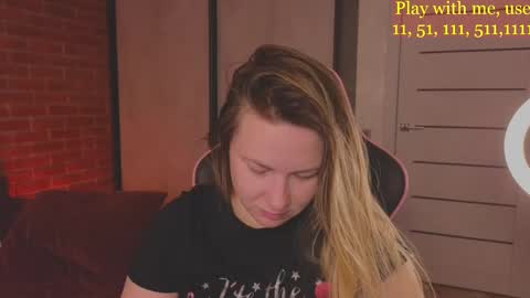 Snapshot of cute_darina chatting on February 12, 2025, 2:03 am Everyday stream in the same time online show from February 12, 2025, 2:03 am