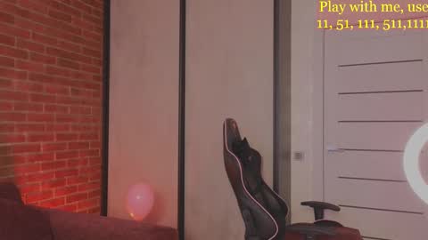 Snapshot of cute_darina chatting on February 20, 2025, 8:39 am Everyday stream in the same time online show from February 20, 2025, 8:39 am