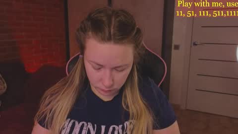 Snapshot of cute_darina chatting on February 21, 2025, 1:44 am Everyday stream in the same time online show from February 21, 2025, 1:44 am