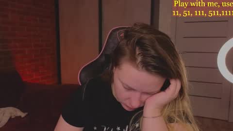 Snapshot of cute_darina chatting on March 1, 2025, 1:32 am Everyday stream in the same time online show from March 1, 2025, 1:32 am