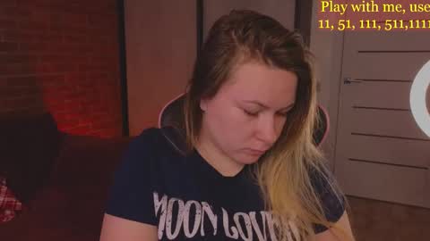 Snapshot of cute_darina chatting on March 8, 2025, 4:45 am Everyday stream in the same time online show from March 8, 2025, 4:45 am