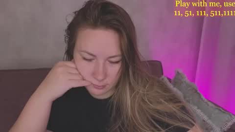 Snapshot of cute_darina chatting on September 26, 2025, 3:54 am Everyday stream in the same time online show from September 26, 2025, 3:54 am