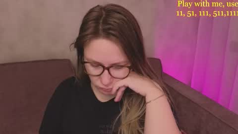 Snapshot of cute_darina chatting on October 28, 2025, 1:09 am Everyday stream in the same time online show from October 28, 2025, 1:09 am