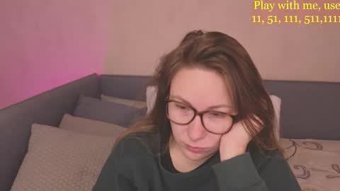 Snapshot of cute_darina chatting on November 12, 2025, 5:19 am Everyday stream in the same time online show from November 12, 2025, 5:19 am