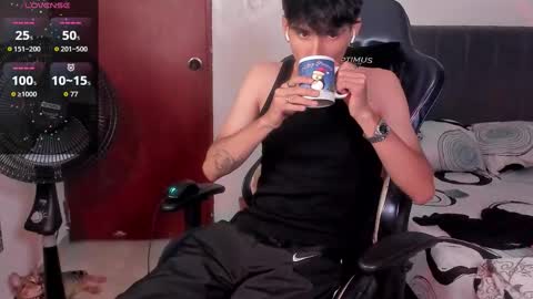 Snapshot of cute_diego_ chatting on January 8, 2026, 10:56 pm Diego online show from January 8, 2026, 10:56 pm
